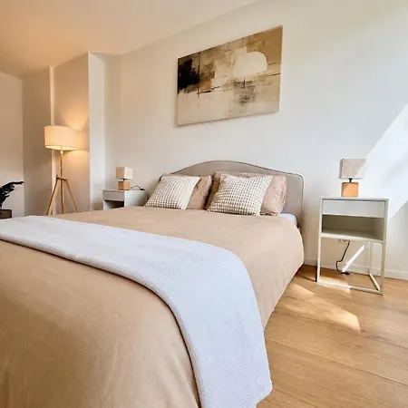 Stilvolle Nahe Hauptbahnhof Mit Parkplatz Apartment *